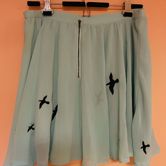 Luca Couture Skirt Mint Green Flowing Birds size Med - Picture 3 of 6